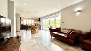 Kitchen Dining Area- click for photo gallery